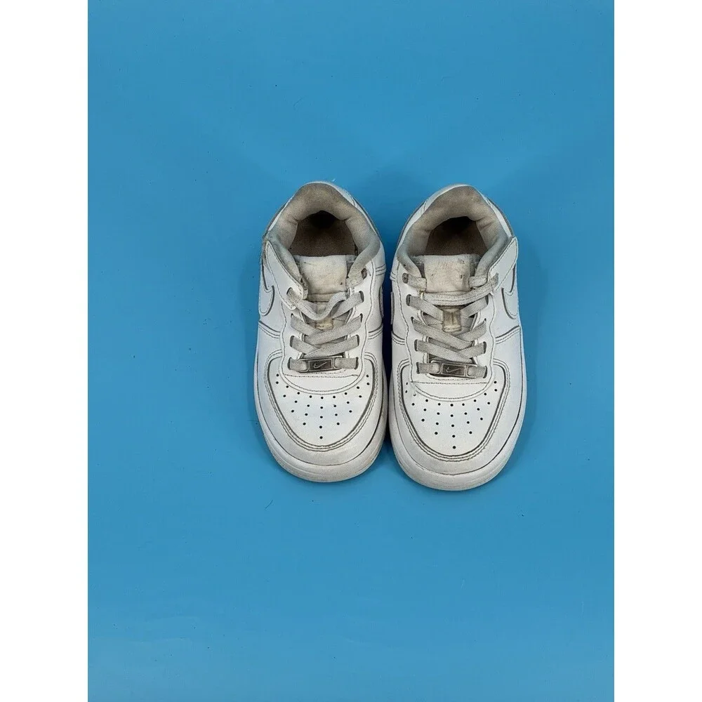 Nike force low